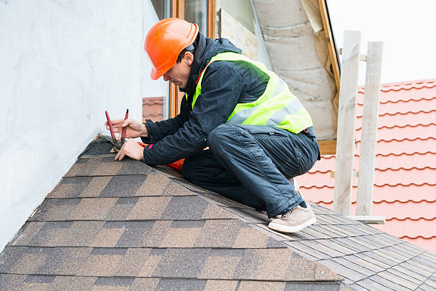 Best Tile Roofing Contractor  in Saranac, MI